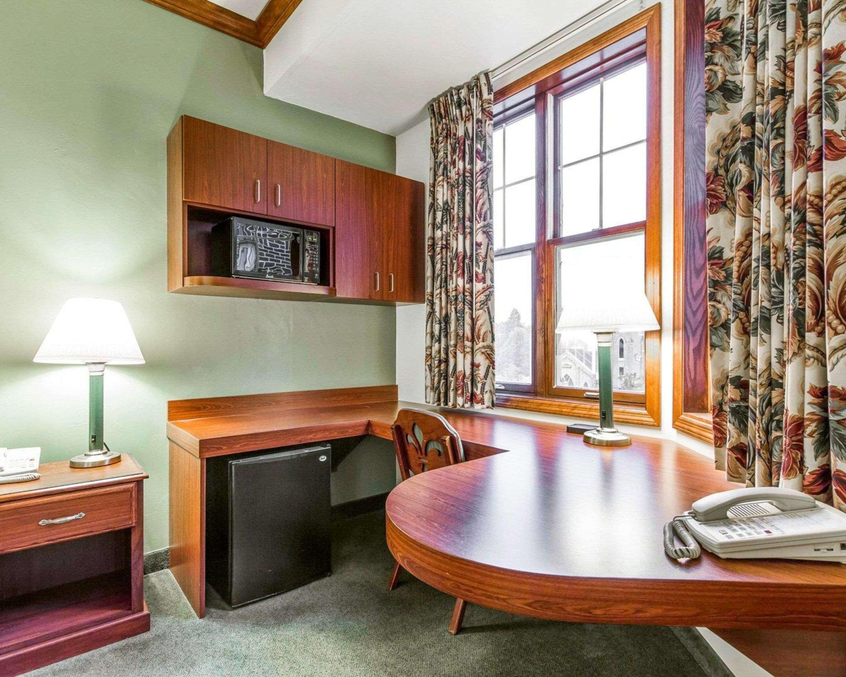 Kress Inn, Ascend Hotel Collection De Pere Extérieur photo